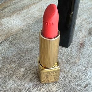 Chanel Rouge Allure Velvet 247 Rouge Impulsif